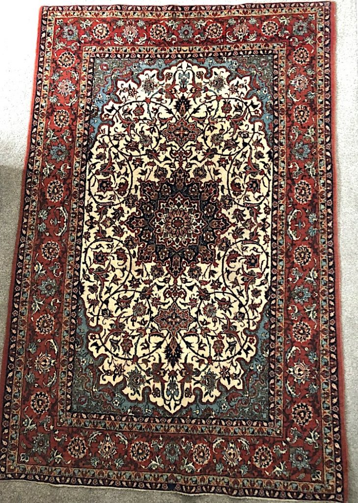 Isfahan Persian Rug Central Iran, circa 1950 Knot density about 1000,000 knots/square meter